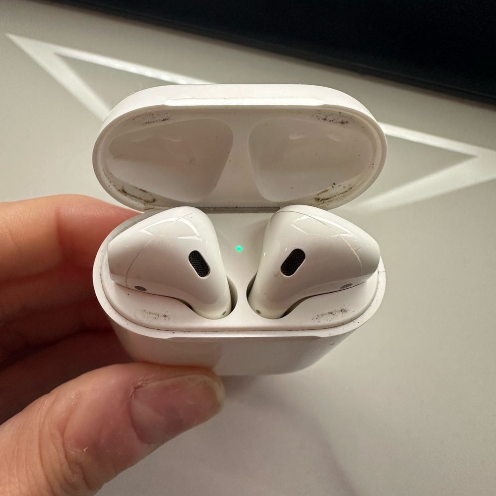 Apple Wireless Headphones